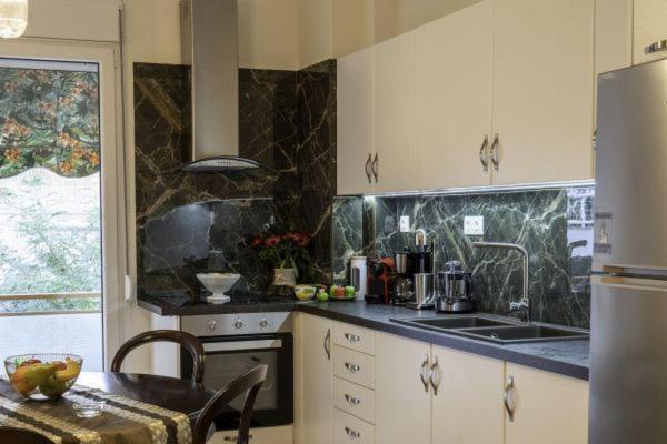 G102 Κεντρικό Πολυτελές Διαμέρισμα Leilighet Volos Eksteriør bilde