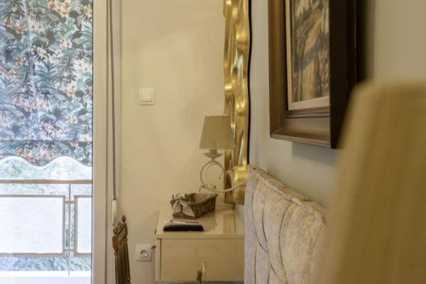 G102 Κεντρικό Πολυτελές Διαμέρισμα Leilighet Volos Eksteriør bilde