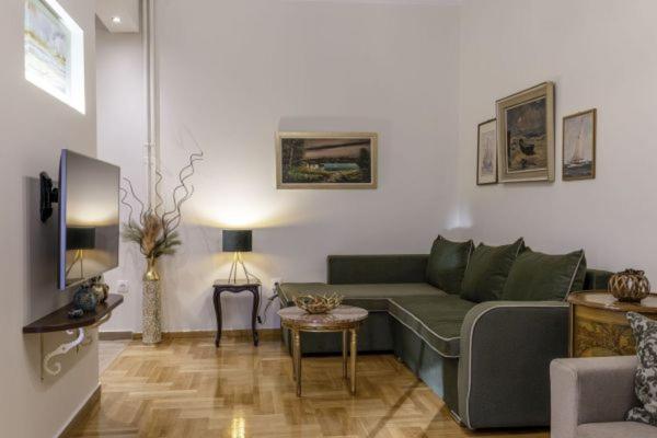 G102 Κεντρικό Πολυτελές Διαμέρισμα Leilighet Volos Eksteriør bilde
